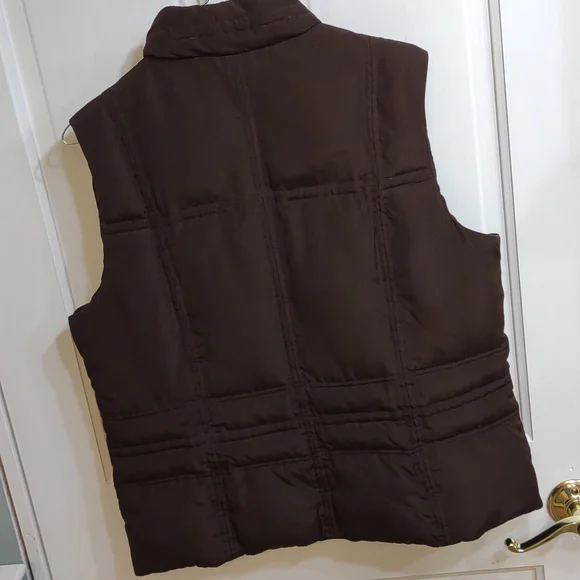 Brown Vest - Picture 2 of 6